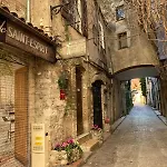 Picasso Walk Cosy Charm In Heart Of Old Town Ac And Wifi Апартаменты