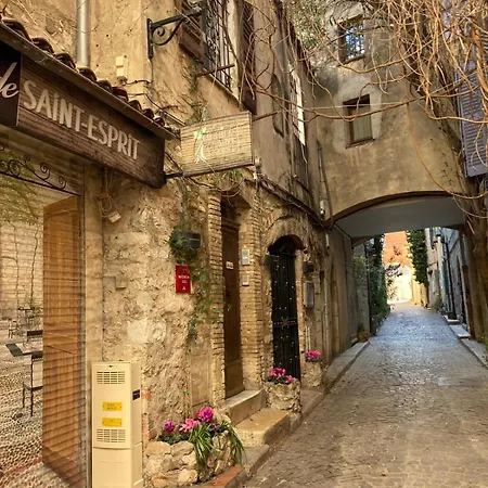 Picasso Walk Cosy Charm In Heart Of Old Town Ac And Wifi Apartmán