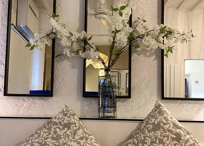 Picasso Walk Cosy Charm In Heart Of Old Town Ac And Wifi 公寓 *