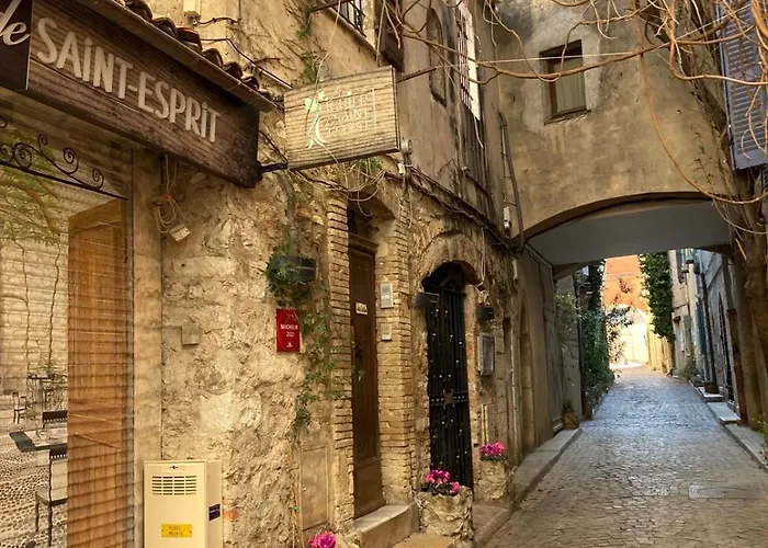 Picasso Walk Cosy Charm In Heart Of Old Town Ac And Wifi 公寓