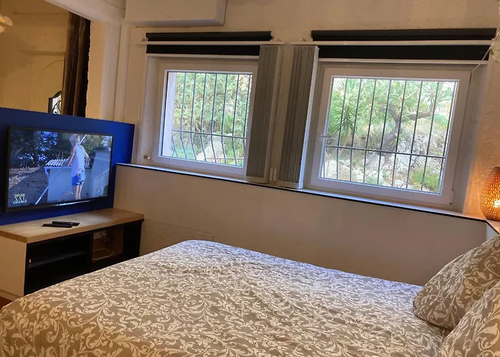 Picasso Walk Cosy Charm In Heart Of Old Town Ac And Wifi 公寓 *