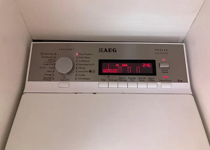 Picasso Walk Cosy Charm In Heart Of Old Town Ac And Wifi