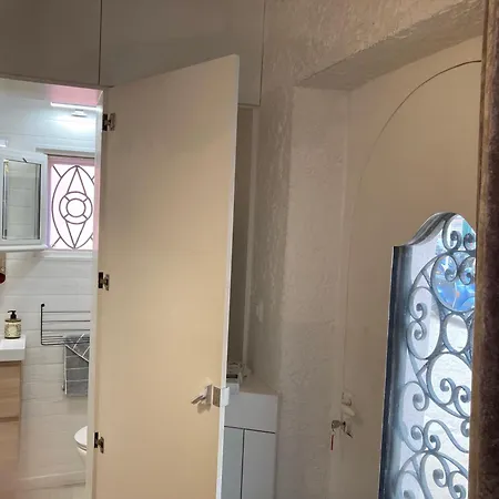 Picasso Walk Cosy Charm In Heart Of Old Town Ac And Wifi Apartamento