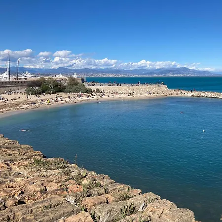 Picasso Walk Cosy Charm In Heart Of Old Town Ac And Wifi شقة