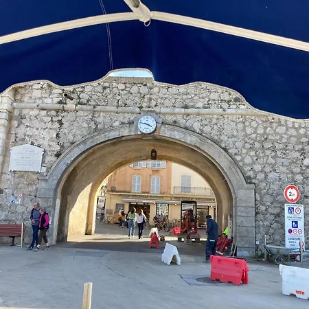 Apartamento Picasso Walk Cosy Charm In Heart Of Old Town Ac And Wifi